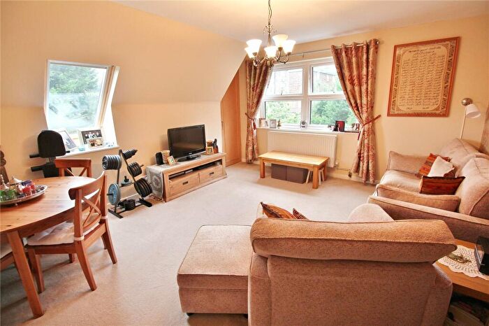 2 Bedroom Apartment To Rent In All Saints Road, Bristol, Somerset, BS8