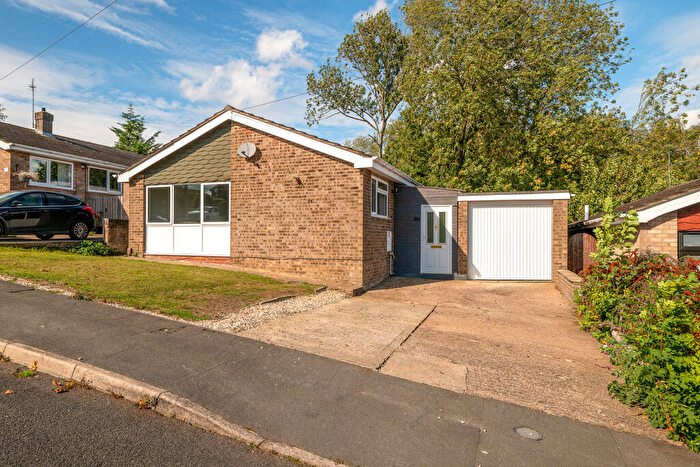 2 Bedroom Detached Bungalow For Sale In Oxford Close, Washingborough, Lincoln, Lincolnshire, LN4