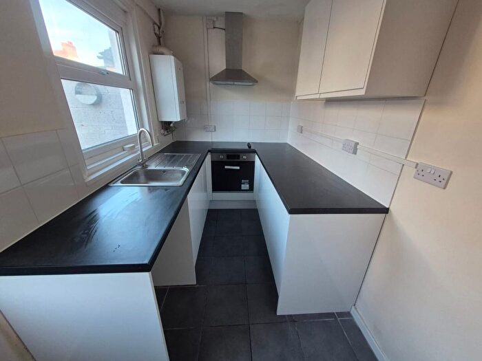 3 Bedroom End Terrace House To Rent In Camden Street, Gosport, PO12