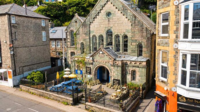Property For Sale In High Street, Barmouth, LL42
