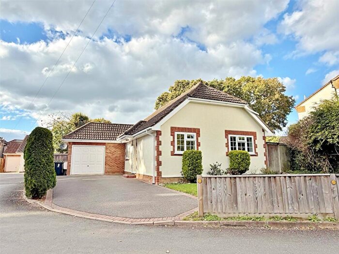 2 Bedroom Bungalow For Sale In Bitterne Way, Verwood, Dorset, BH31