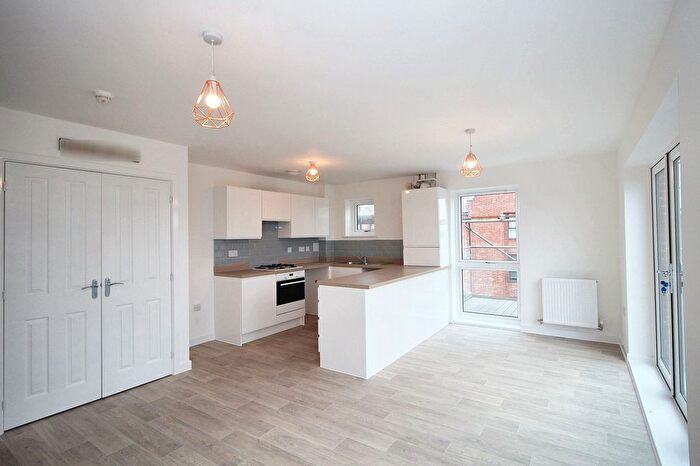 2 Bedroom Flat For Sale In Sir John Fogge Avenue, Ashford, TN23