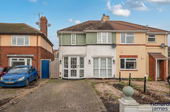 3 Bedroom Semi Detached House For Sale In Newburn Crescent, Kingshill, Swindon, SN1