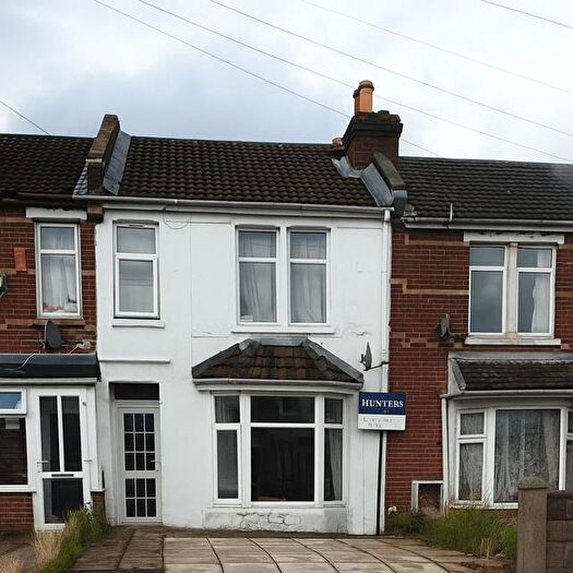 4 Bedroom Terraced House To Rent In Langhorn Road, Southampton, SO16