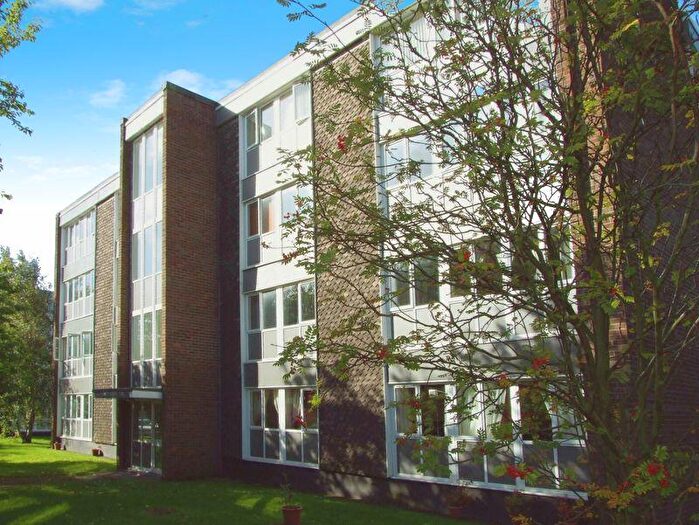 2 Bedroom Flat To Rent In Akeld Court, South Gosforth, NE3