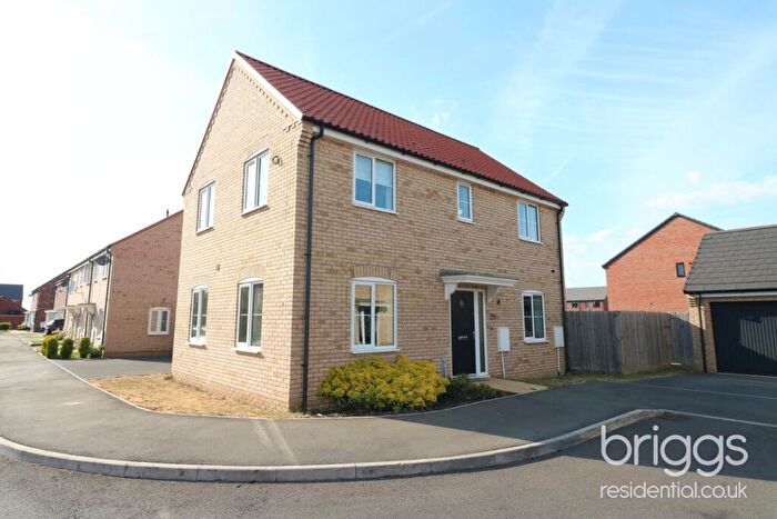 3 Bedroom Detached House For Sale In Papworth Drive, Crowland, Market Deeping, PE6