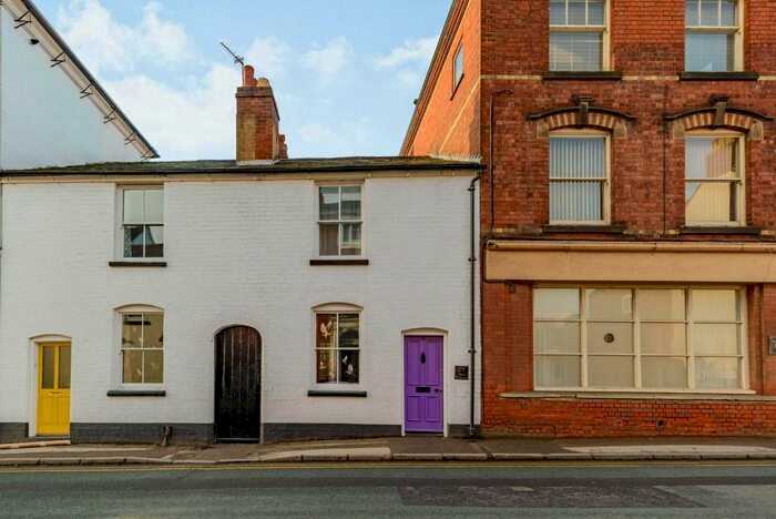 2 Bedroom Cottage To Rent In Beacon Street, Lichfield, Staffordshire, WS13