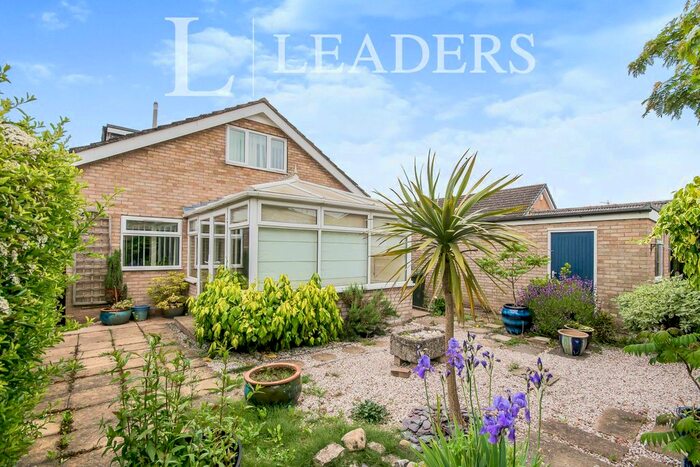 3 Bedroom Bungalow To Rent In Lighton Avenue, Kirton, Boston, PE20