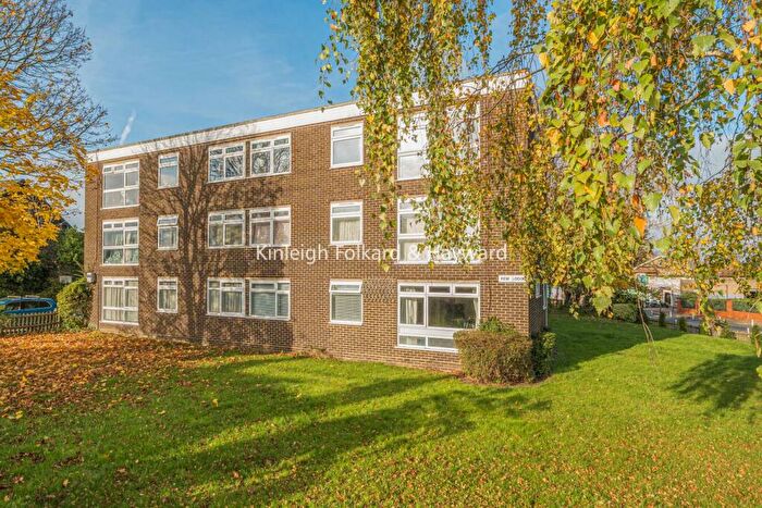 2 Bedroom Flat For Sale In Church Lane, Fortis Green, N2