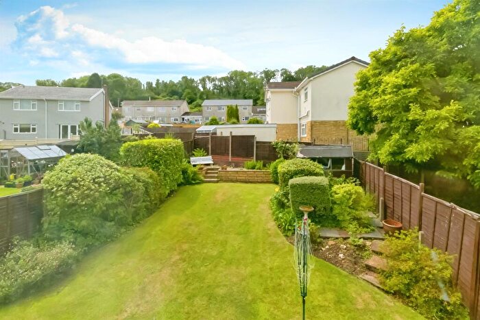 3 Bedroom Detached House For Sale In Gwenfo Drive, Wenvoe, Cardiff, CF5
