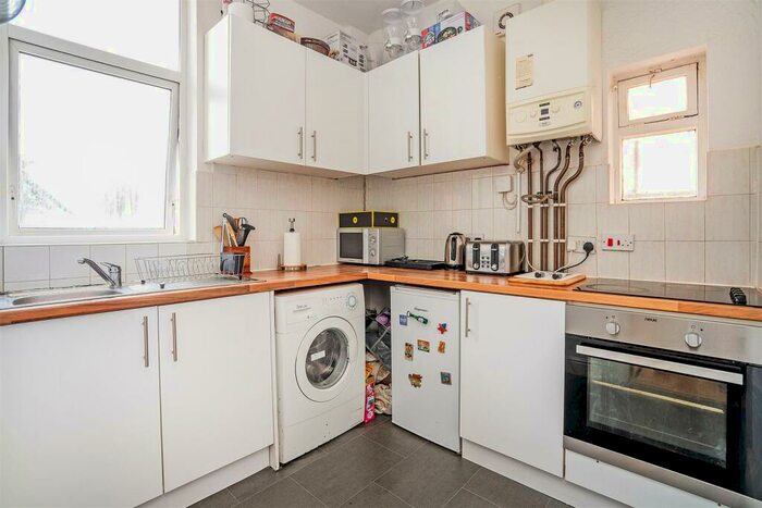 1 Bedroom Apartment To Rent In Sandford Road, Moseley, B13