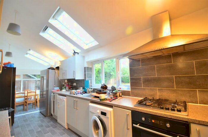 8 Bedroom Detached House To Rent In Elmdon Rd, Selly Oak, B29