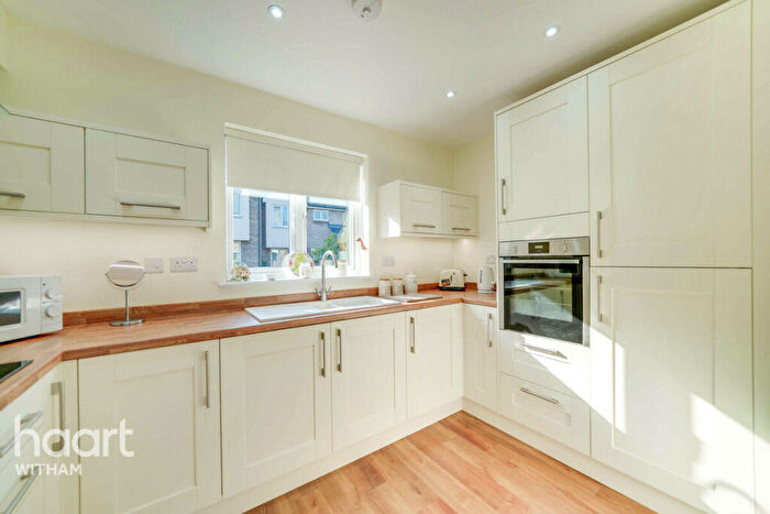 1 Bedroom Apartment For Sale In Newland Street, Witham, CM8