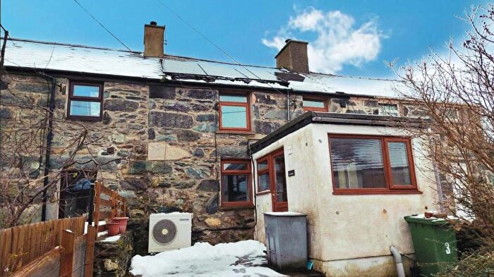 2 Bedroom Cottage For Sale In Tyn Ardd, , Rhiwlas, Bangor, Gwynedd, LL57