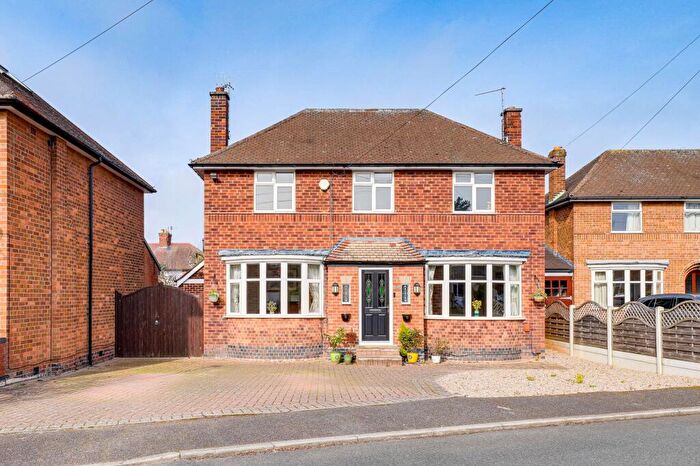 4 Bedroom Detached House For Sale In Tranby Gardens, Nottingham, NG8