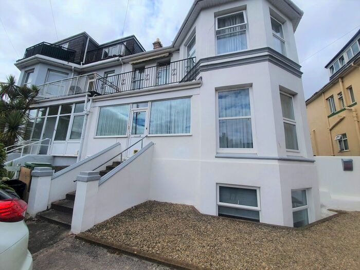 2 Bedroom Flat To Rent In Adelphi Road, Paignton, TQ4