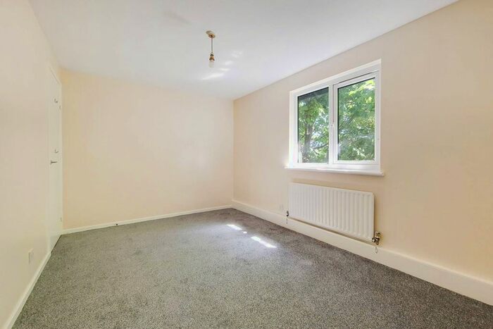 1 Bedroom Maisonette To Rent In Francis Barber Close, Streatham Common, London, SW16