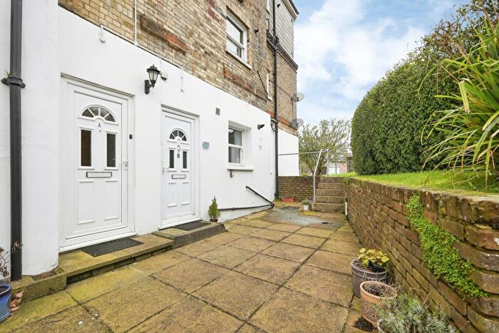 2 Bedroom Flat For Sale In Manor Court, Manor Road, Folkestone, Kent, CT20