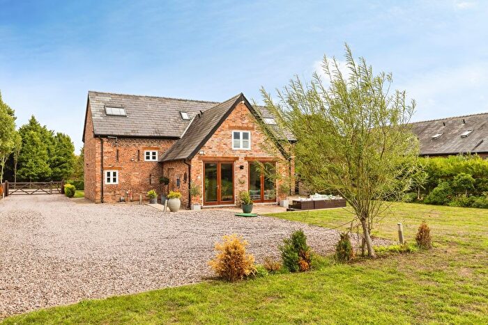 4 Bedroom Detached House For Sale In Wrexham Road, Holt, Wrexham, LL13
