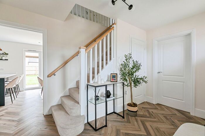 4 Bedroom Detached House For Sale In Newton Road, Alconbury Weald, Huntingdon, PE28