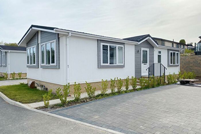 2 Bedroom Park Home For Sale In Wimborne Country Park, Candy's Lane, Wimborne, BH21