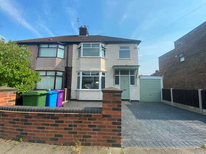 3 Bedroom House To Rent In *Available With Zero Deposits* Storrsdale Road, L18