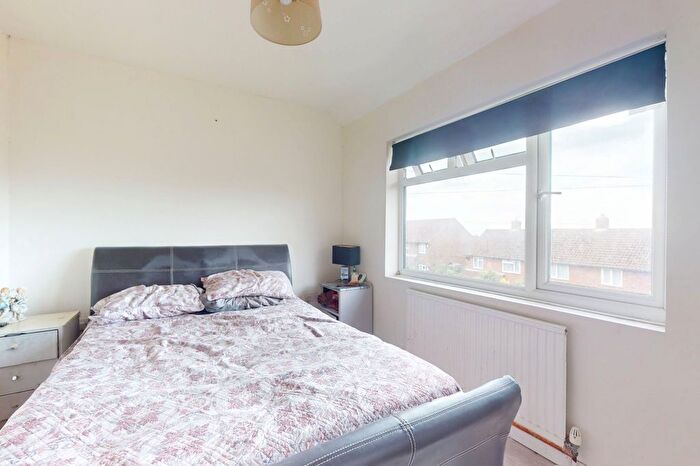 2 Bedroom End Terrace House For Sale In George Gurr Crescent, Folkestone, CT19