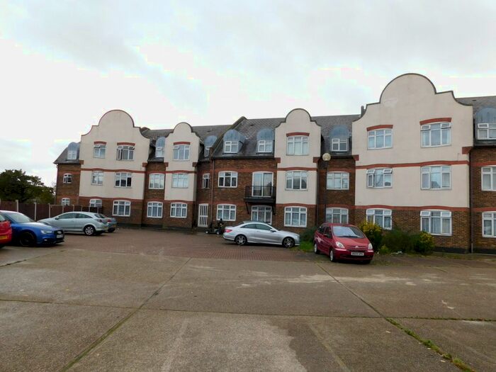 1 Bedroom Flat To Rent In Venables Court, Venables Close, Canvey Island, SS8