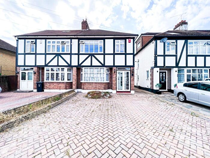 3 Bedroom Semi Detached House To Rent In Coronation Close, Ilford, IG6