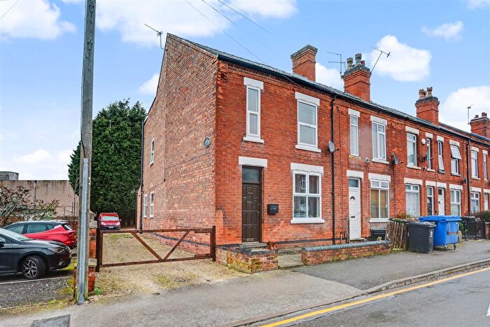 3 Bedroom End Terrace House For Sale In Worral Avenue, Arnold, Nottingha, NG5