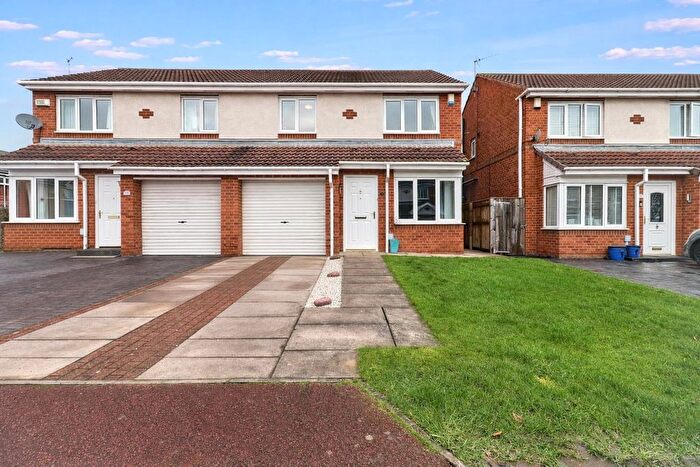 3 Bedroom Semi Detached House For Sale In Rosslyn Court, Lower Hartburn, Stockton-On-Tees, TS18