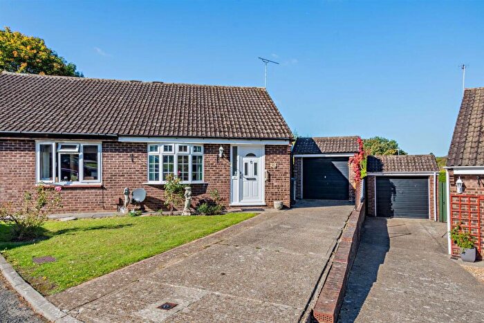 2 Bedroom Semi-Detached Bungalow For Sale In Reinden Grove, Downswood, Maidstone, ME15