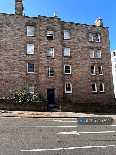 3 Bedroom Flat To Rent In Dewar Place, Edinburgh, EH3