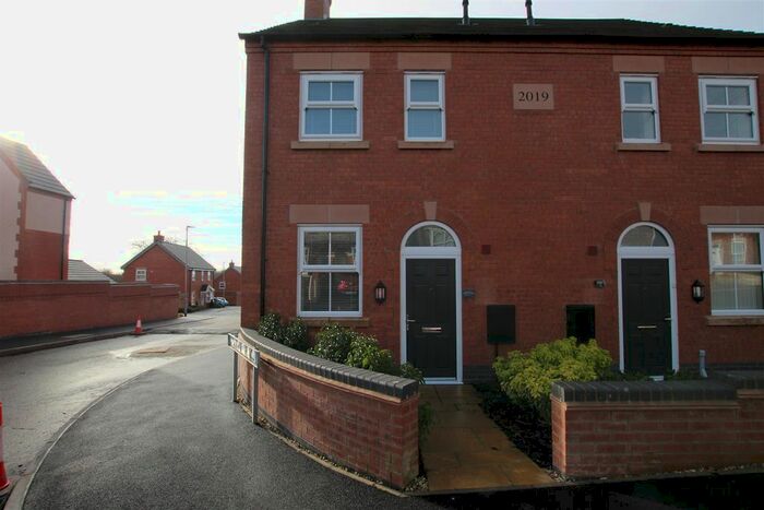 2 Bedroom Semi-Detached House To Rent In Bosworth Road, Measham, Swadlincote DE12