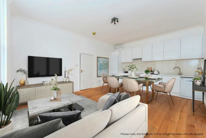 3 Bedroom Flat To Rent In Cornwall Gardens, London, SW7