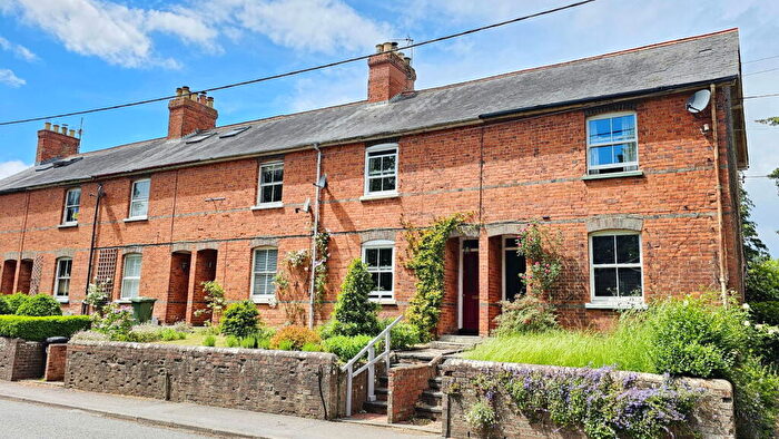 3 Bedroom Terraced House For Sale In Newbury Road, Kingsclere, RG20