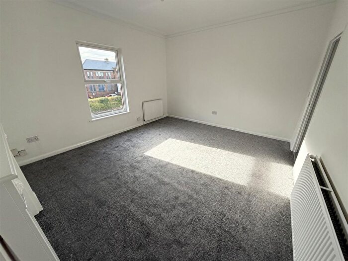 1 Bedroom Flat To Rent In Clipsley Lane, Haydock, St. Helens, WA11