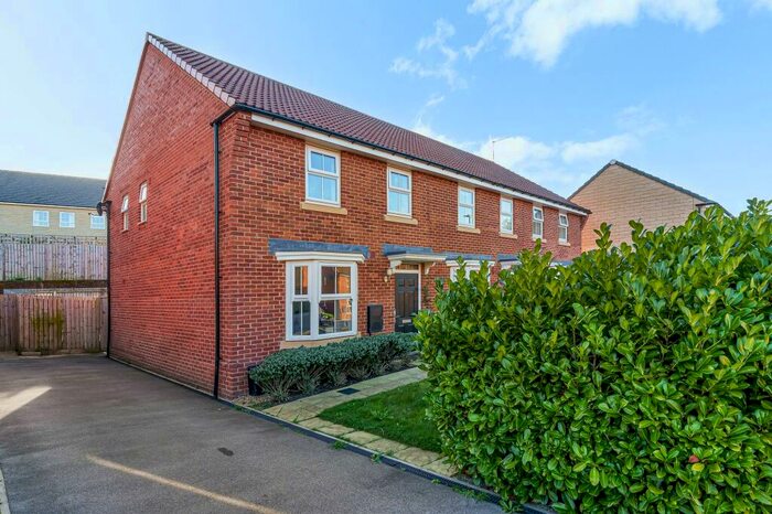 3 Bedroom End Of Terrace House For Sale In Brookfield Fold, Hampsthwaite, HG3