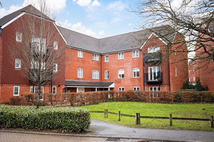 2 Bedroom Flat For Sale In Westvale Road, Plover House, RH6