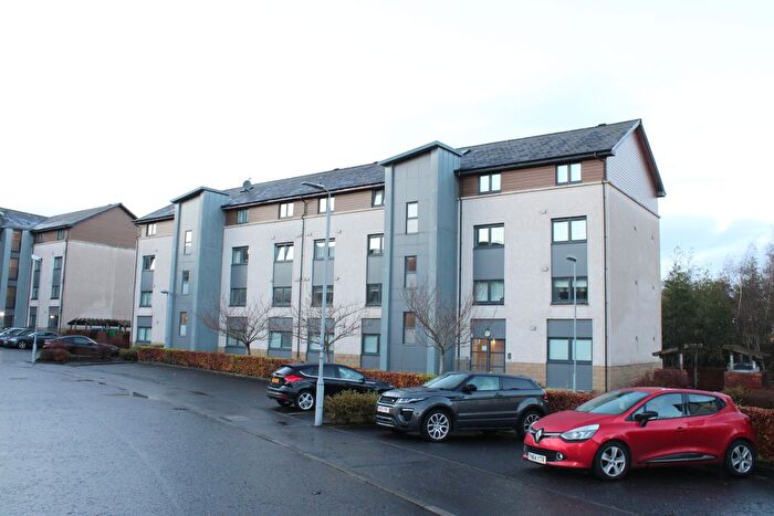 2 Bedroom Flat To Rent In Millview Crescent, Johnstone, PA5