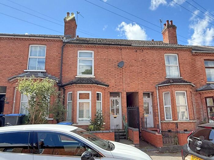 2 Bedroom Terraced House For Sale In King Edward Road, Rugby, CV21