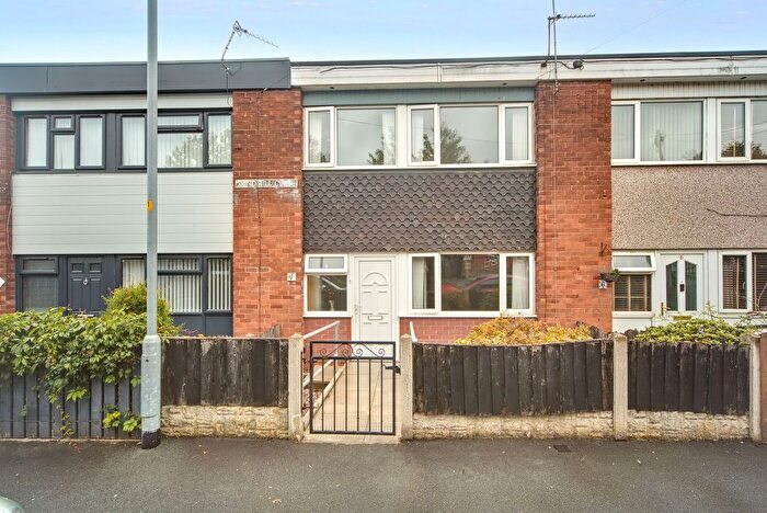 3 Bedroom Terraced House For Sale In Windmill Close, Wigan, WN1