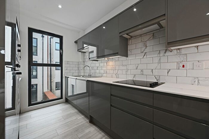 2 Bedroom Flat To Rent In Station Road, Harrow, Greater London, HA1