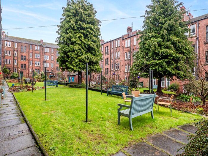 1 Bedroom Flat For Sale In G/ Garrioch Quadrant, North Kelvinside, G20