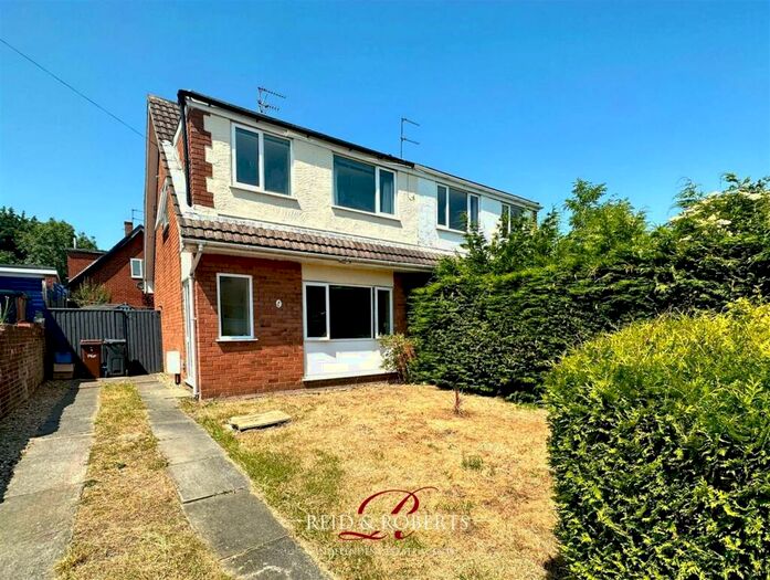 3 Bedroom Semi-Detached House For Sale In Hafan Deg, Holywell, CH8