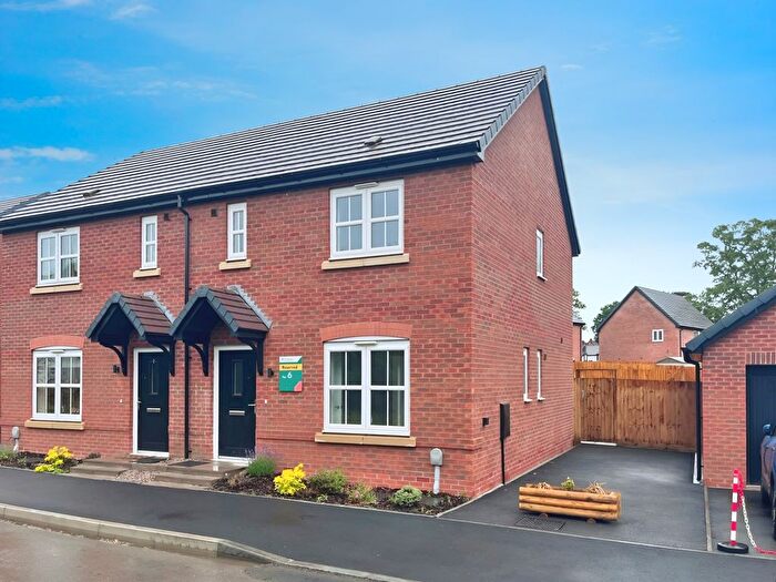 3 Bedroom Property To Rent In Peckett Road, Bewdley, DY12