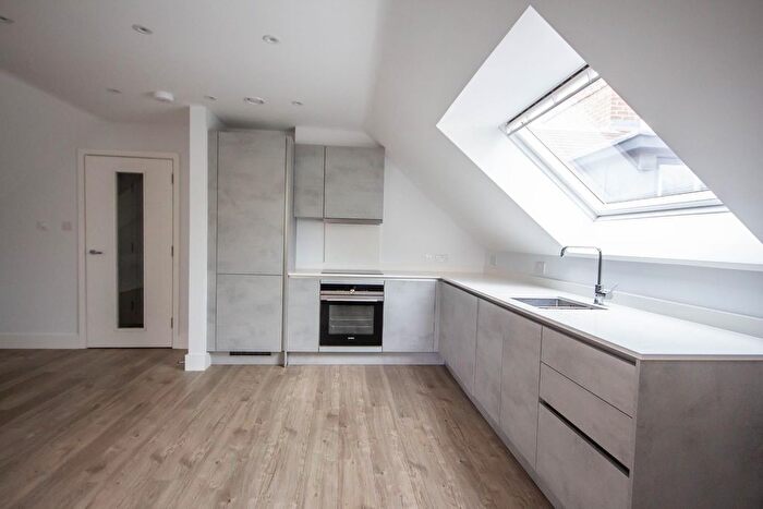 1 Bedroom Flat For Sale In Flat Hills Court, Hills Road, Cambridge, CB2