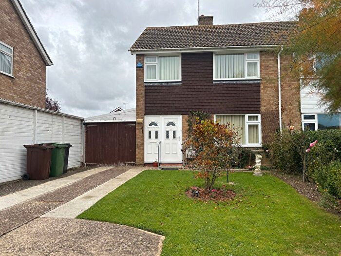 3 Bedroom Semi-Detached House For Sale In Staplehurst, Kent, TN12