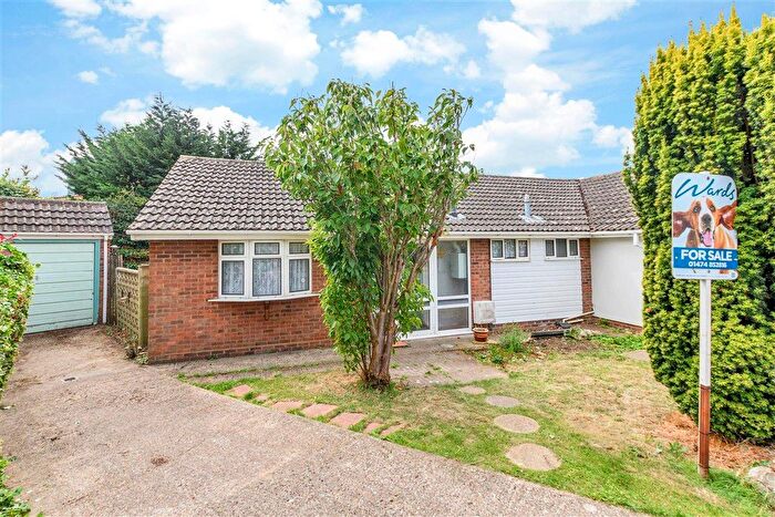 1 Bedroom Semi-Detached Bungalow For Sale In Mitchem Close, West Kingsdown, Sevenoaks, Kent, TN15