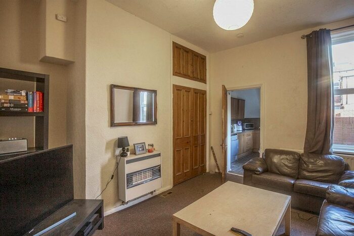 2 Bedroom Flat To Rent In Fairfield Road, Jesmond, Newcastle Upon Tyne, NE2